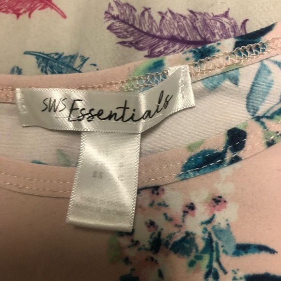 🌻Flower Crop Top - Picture 2 of 2